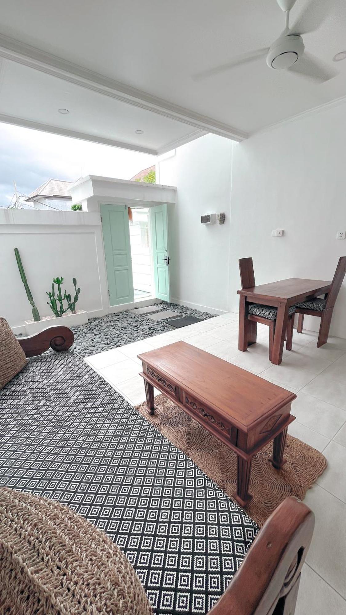 Kaktus Boutique Apartments Bali - Adults Only Legian  Exterior photo
